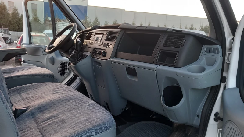 Ford Transit 2.2TDCI-КЛИМАТИК , снимка 9 - Бусове и автобуси - 47973379