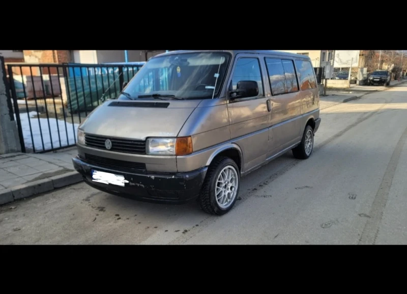 VW T4, снимка 1 - Бусове и автобуси - 49310910