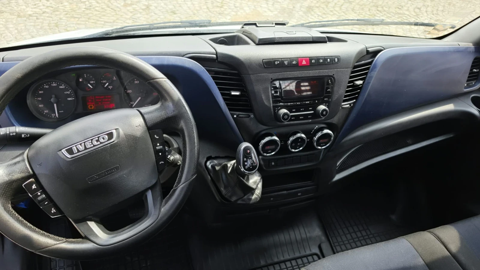 Iveco Daily Бордови 5.10 метра , снимка 7 - Бусове и автобуси - 55826056