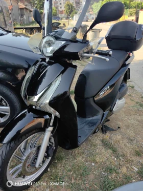 Обява за продажба на Honda Sh START-STOP/150i/19000км ~3 799 лв. - изображение 1