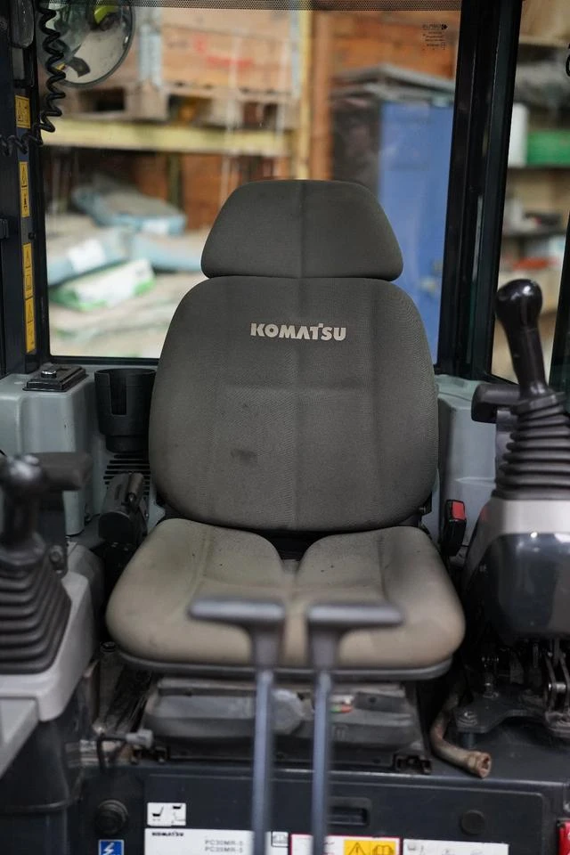 Багер Komatsu PC 35 MR, снимка 8 - Индустриална техника - 48719618