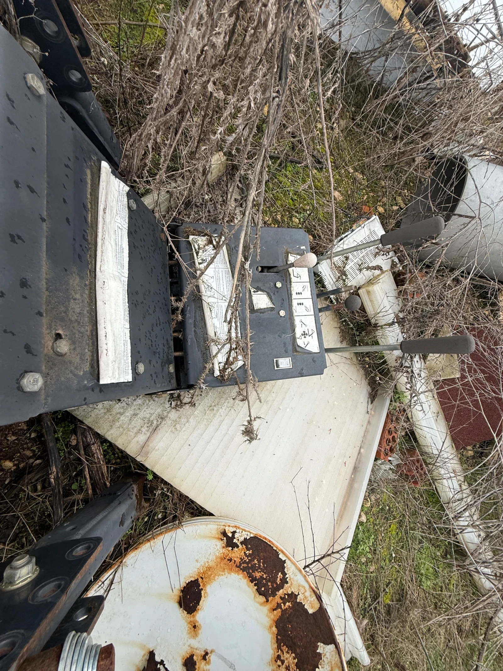 Мини челни товарачи Bobcat 751 - изображение 10