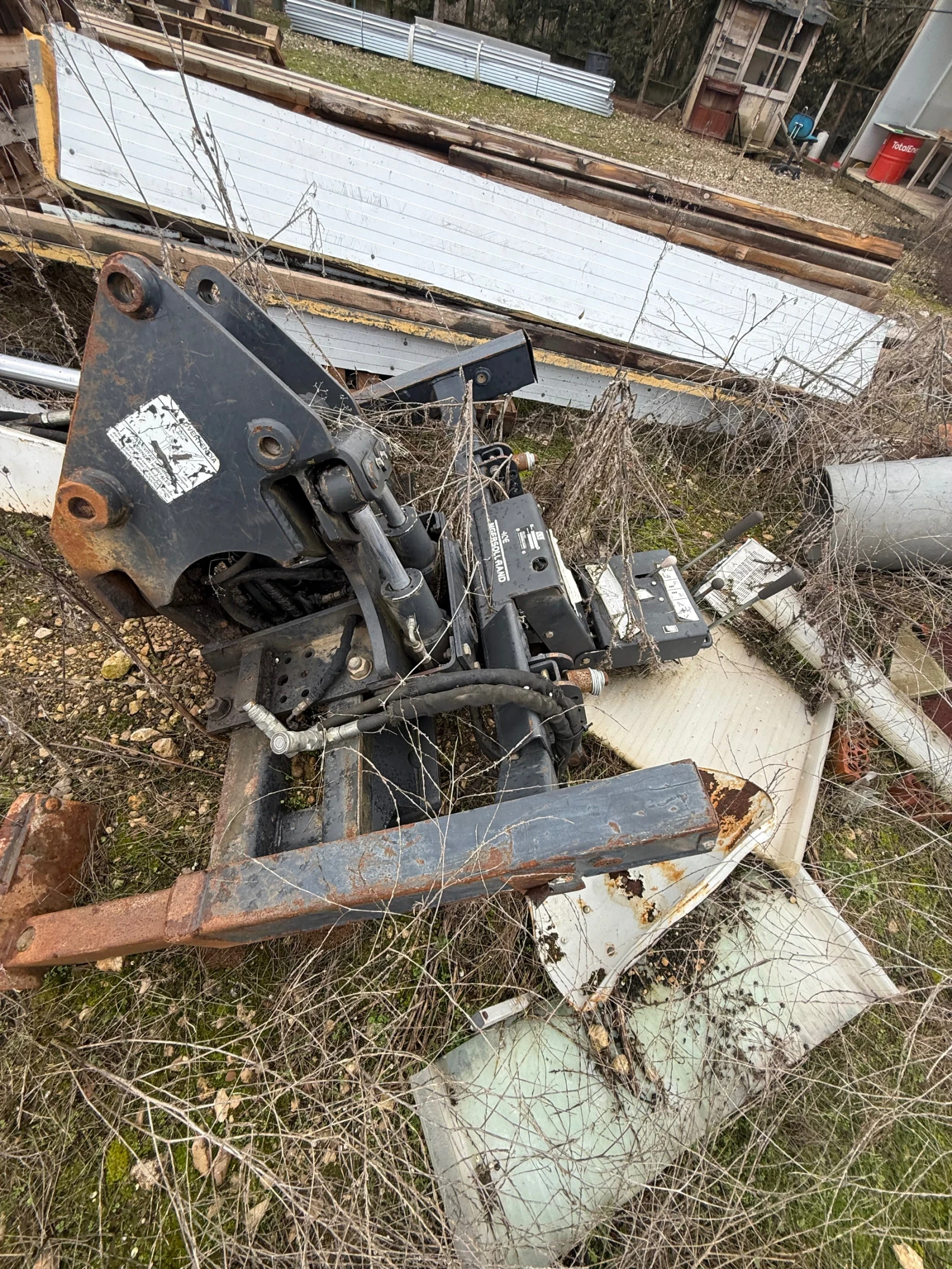 Мини челни товарачи Bobcat 751 - изображение 9