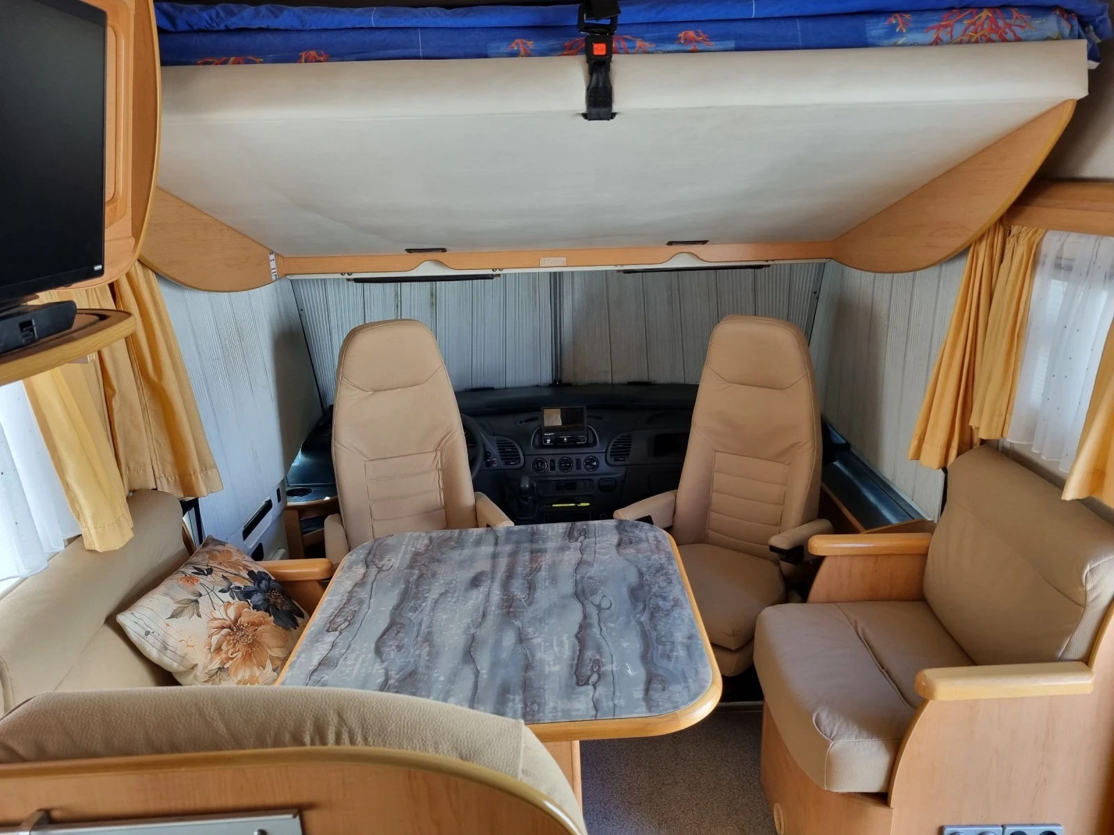 Кемпер Mercedes-Benz 316CDI  - изображение 8