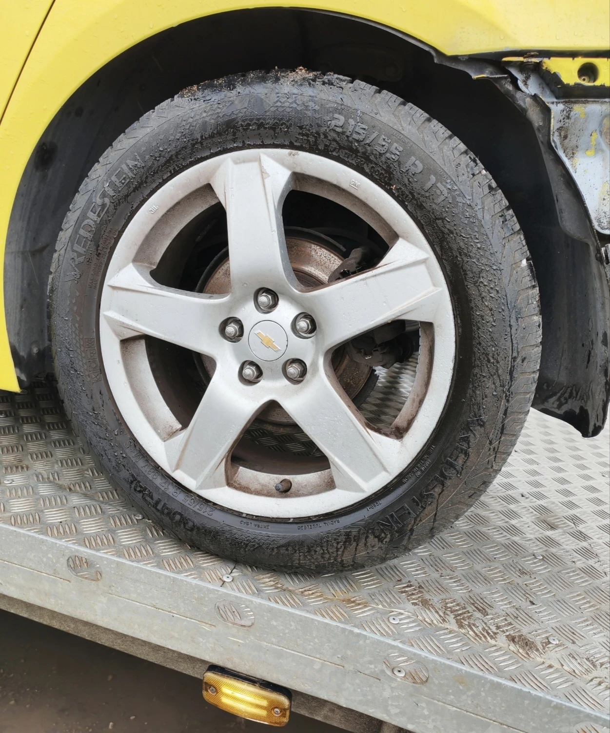 Гуми с джанти BF Goodrich 215/55R17, снимка 2 - Гуми и джанти - 55772782