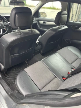 Mercedes-Benz C 220 ОТЛИЧНО СЪСТОЯНИЕ, снимка 6