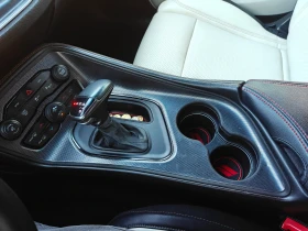 Dodge Challenger 3.6 V6 SXT Plus, снимка 13