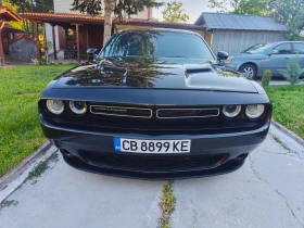 Dodge Challenger 3.6 V6 SXT Plus, снимка 2