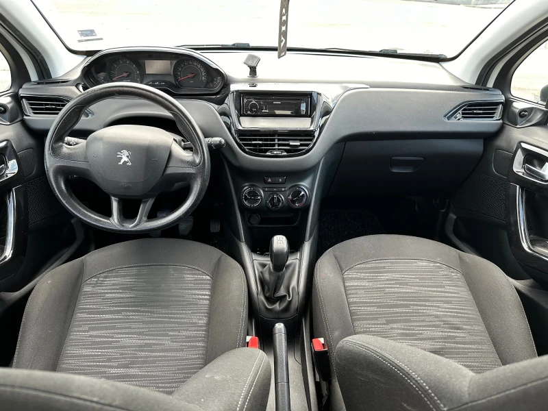 Peugeot 208 1.2i, снимка 6 - Автомобили и джипове - 47842667