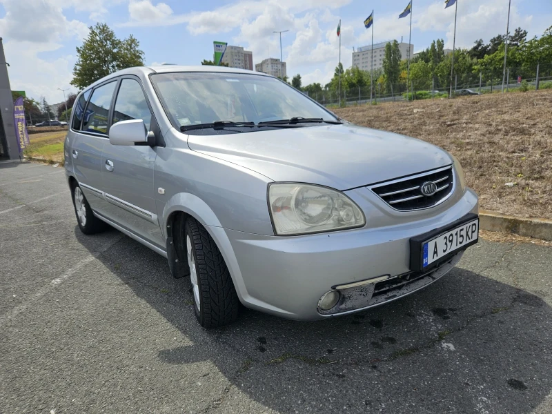 Kia Carens, снимка 3 - Автомобили и джипове - 47608860