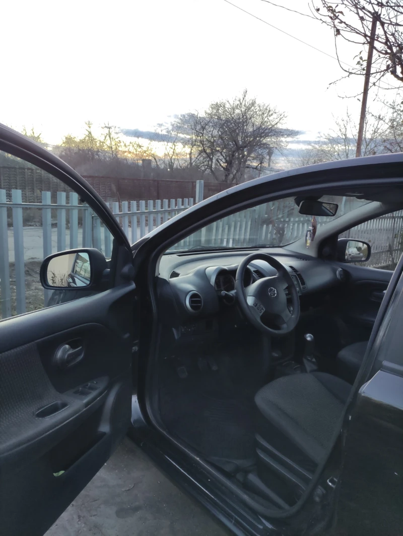 Nissan Note, снимка 8 - Автомобили и джипове - 47399802