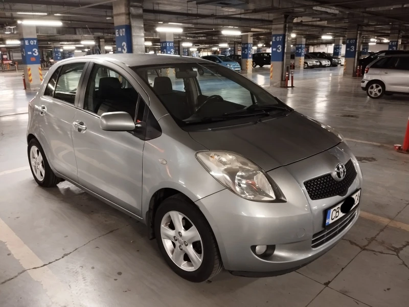 Toyota Yaris, снимка 8 - Автомобили и джипове - 47514220