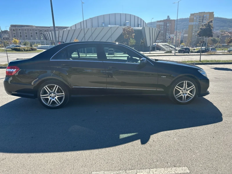 Mercedes-Benz E 350 350 CDI Avantgarde AMG Distronic , снимка 4 - Автомобили и джипове - 47739286