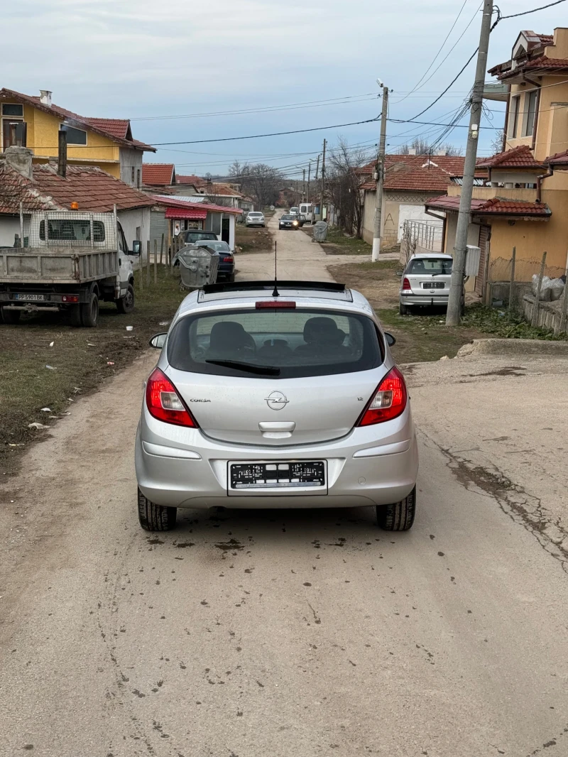 Opel Corsa Автомат Уникат, снимка 4 - Автомобили и джипове - 48617561