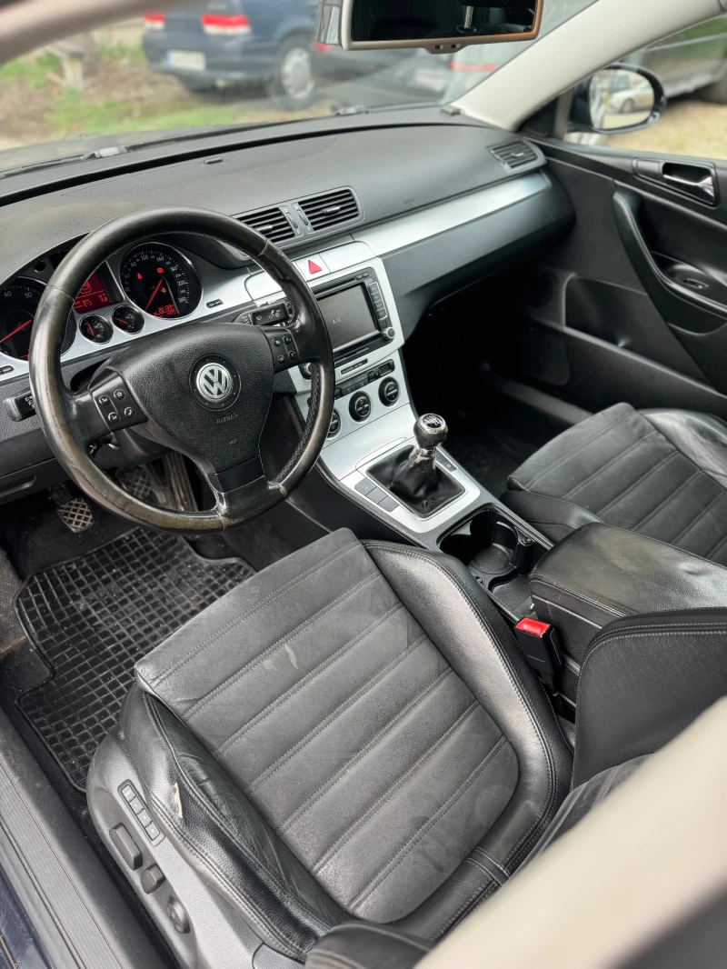 VW Passat 2.0 FSI, снимка 7 - Автомобили и джипове - 49546618