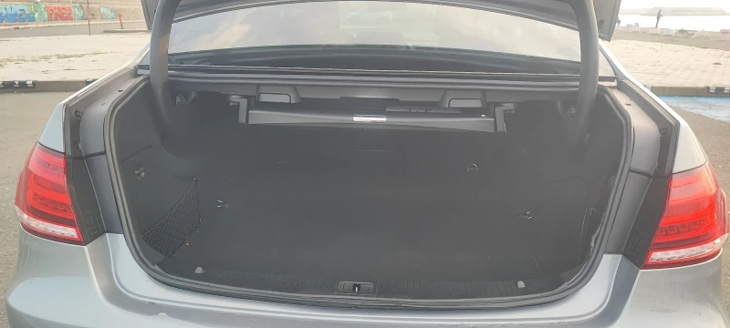 Mercedes-Benz E 350 AMG пакет Top Full, снимка 8 - Автомобили и джипове - 52359893