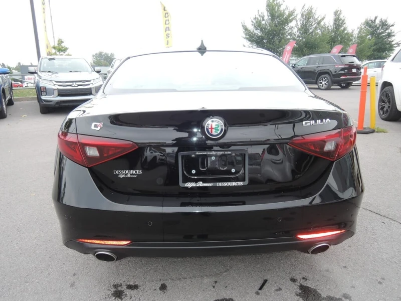 Alfa Romeo Giulia * TI* AWD* * CARFAX * ЦЕНА ДО БГ, снимка 5 - Автомобили и джипове - 52803967