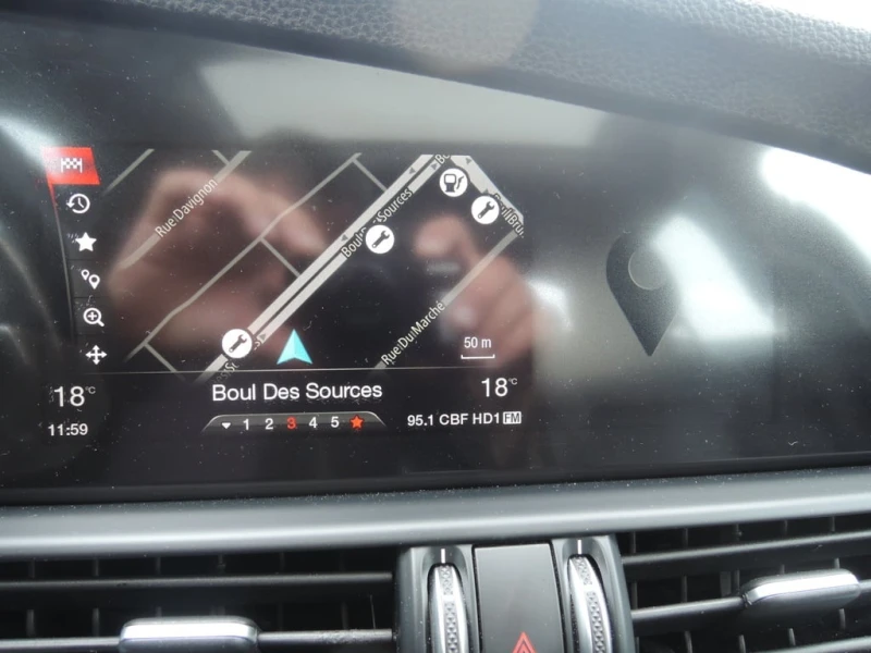 Alfa Romeo Giulia * TI* AWD* * CARFAX * ЦЕНА ДО БГ, снимка 11 - Автомобили и джипове - 52803967