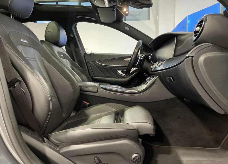 Mercedes-Benz E 53 AMG 4Matic+ , снимка 6 - Автомобили и джипове - 52822013