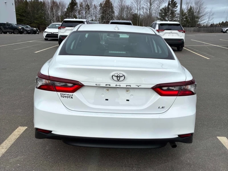 Toyota Camry * LE * CARFAX * БЕЗ ПЪРВОНАЧАЛНА ВНОСКА, снимка 4 - Автомобили и джипове - 52903773