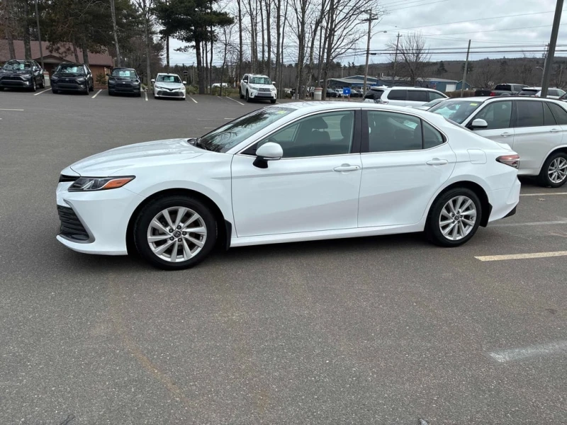 Toyota Camry * LE * CARFAX * БЕЗ ПЪРВОНАЧАЛНА ВНОСКА, снимка 2 - Автомобили и джипове - 52903773