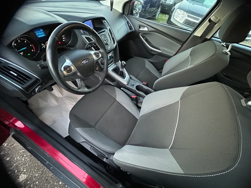 Ford Focus 1.6HDi/EURO 5/6 СКОРОСТИ/116К.С./БОРДО МЕТАЛИК, снимка 8 - Автомобили и джипове - 52930101