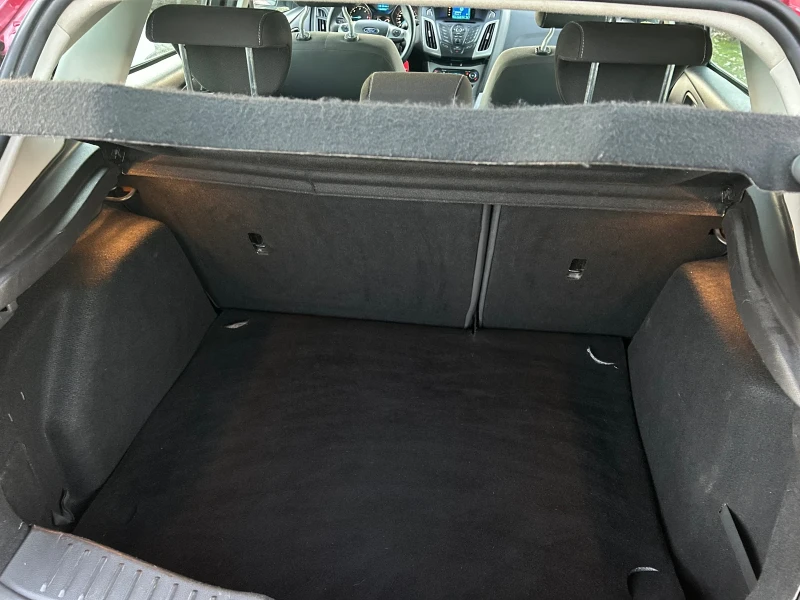 Ford Focus 1.6HDi/EURO 5/6 СКОРОСТИ/116К.С./БОРДО МЕТАЛИК, снимка 15 - Автомобили и джипове - 52930101