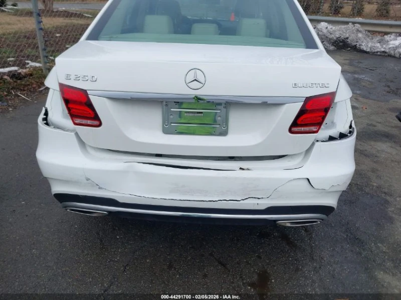 Mercedes-Benz E 250 2.1l Bluetec, снимка 6 - Автомобили и джипове - 53577307