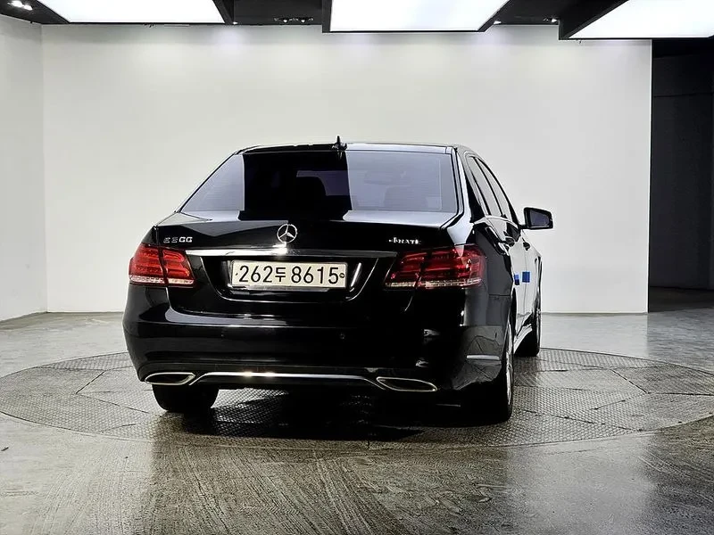 Mercedes-Benz E 220 Cdi Avantgarde - изображение 3