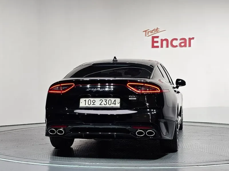 Kia Stinger 3.3 Turbo Awd Gt, снимка 4 - Автомобили и джипове - 55885367