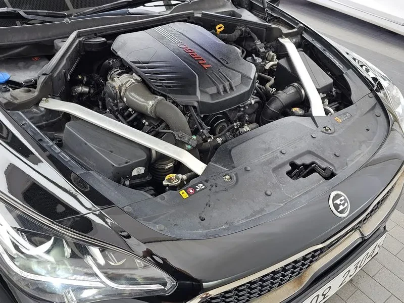 Kia Stinger 3.3 Turbo Awd Gt, снимка 6 - Автомобили и джипове - 55885367