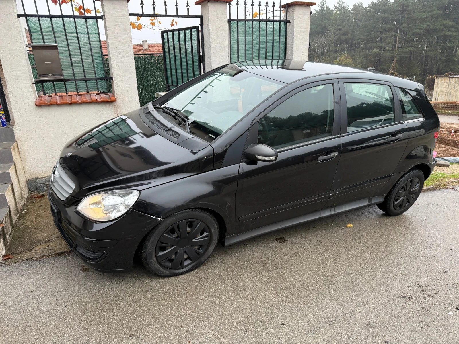 Mercedes-Benz B 180 B180, снимка 1