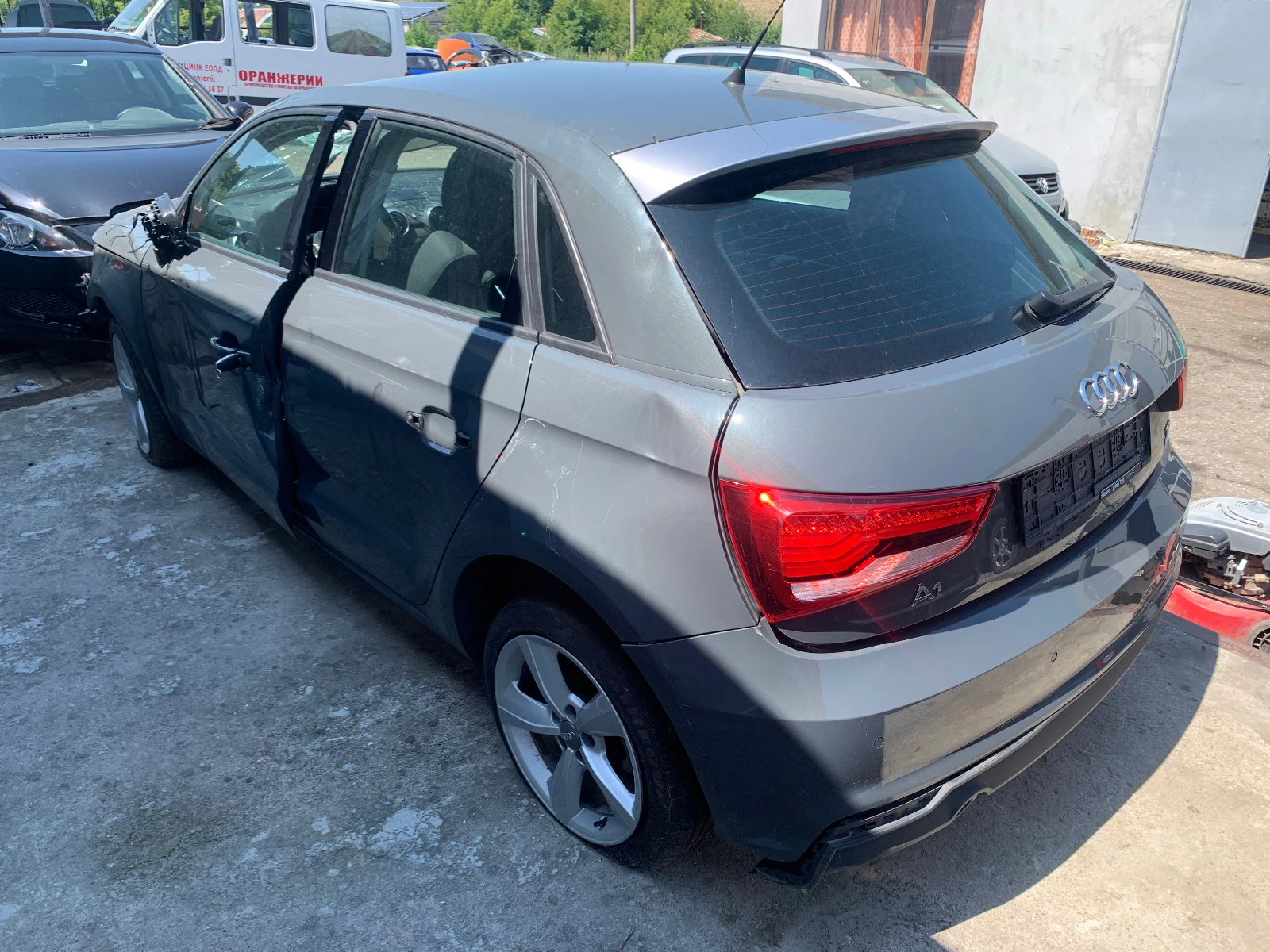 Audi A1 1.4TDI 90кс. Sportback - изображение 3