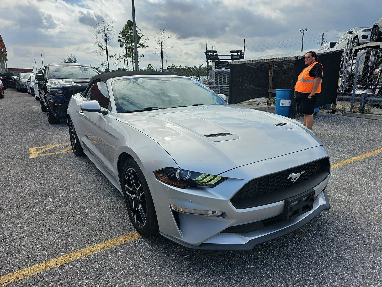 Ford Mustang ECO* BOOST* PREMIUM* ПОДГРЕВ* НАВИ* CARPLAY - изображение 2