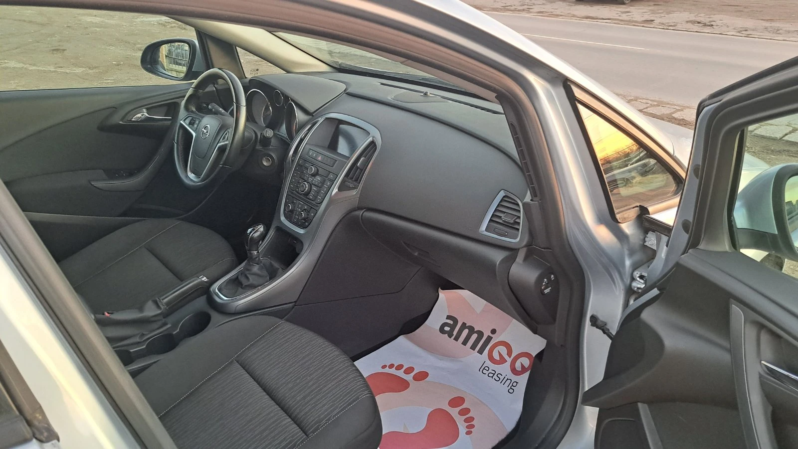 Opel Astra 1.6cdti EURO6 NAVI - изображение 9