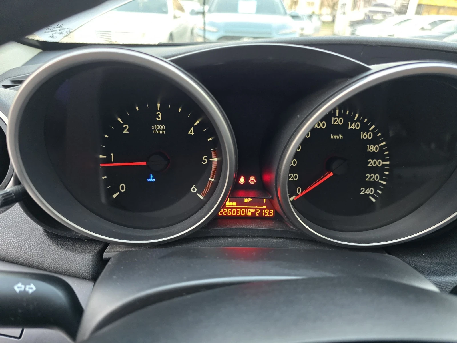 Mazda 3 1.6HDI SEDAN  | Mobile.bg   11