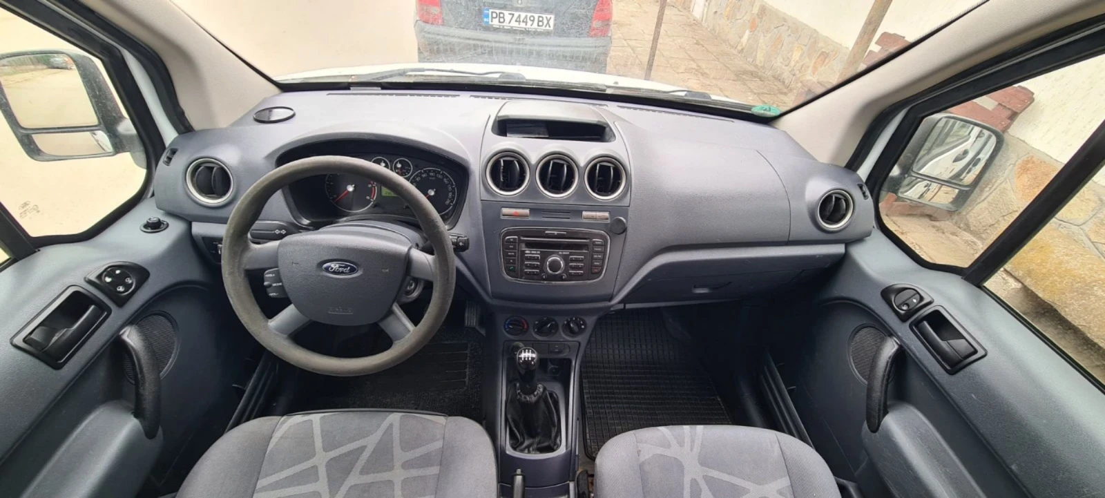Ford Tourneo Connect 1.8 tdci, снимка 10 - Автомобили и джипове - 53467107