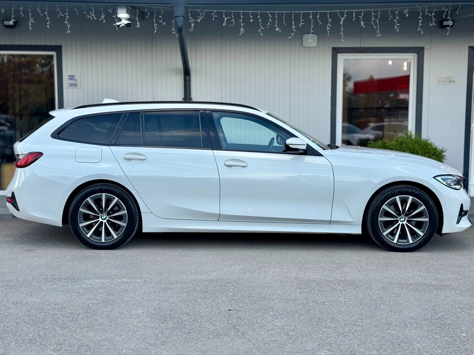 BMW 320 * RWD* HeadUP* Distronic* Germany* FullHistory* MH - изображение 4