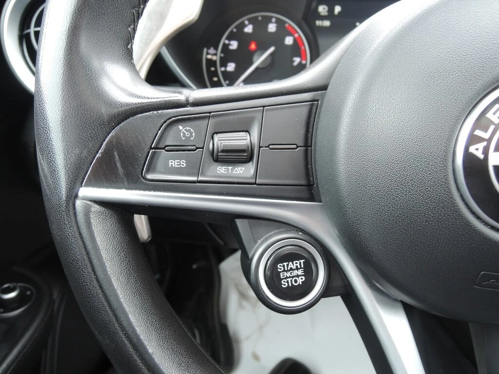 Alfa Romeo Giulia * TI* AWD* * CARFAX * ���� �� �� | Mobile.bg � ����������� 9