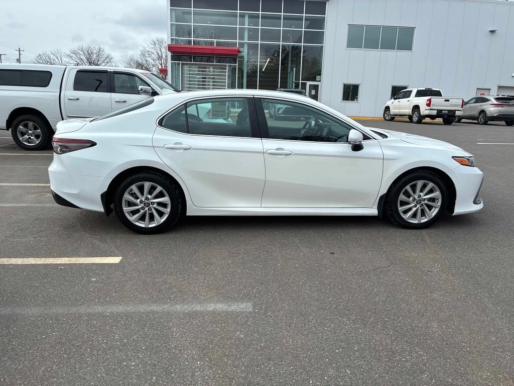 Toyota Camry * LE * CARFAX * БЕЗ ПЪРВОНАЧАЛНА ВНОСКА - изображение 3