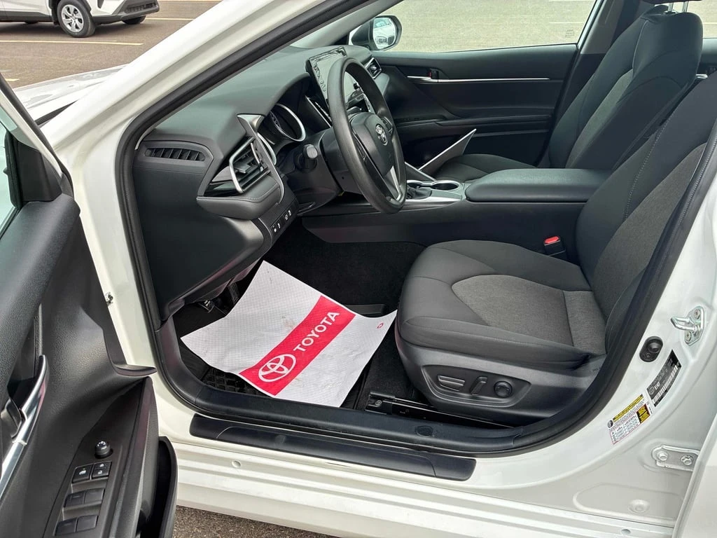 Toyota Camry * LE * CARFAX * БЕЗ ПЪРВОНАЧАЛНА ВНОСКА - изображение 5