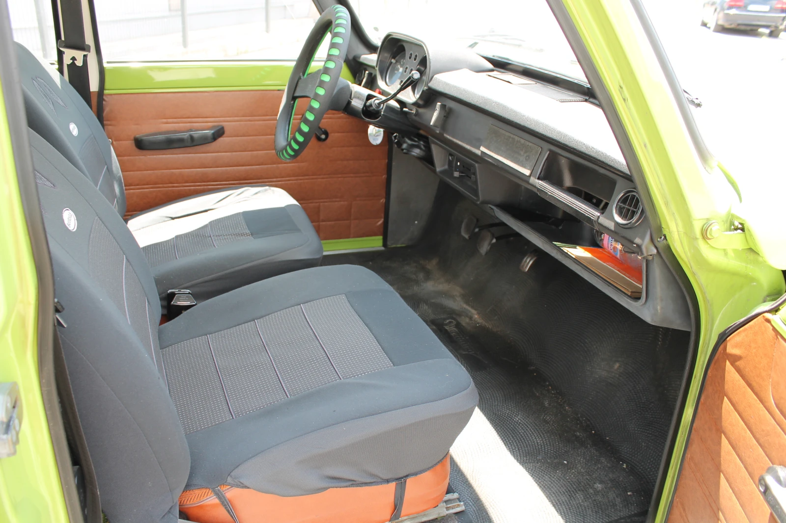 Wartburg 353, снимка 11 - Автомобили и джипове - 53947875