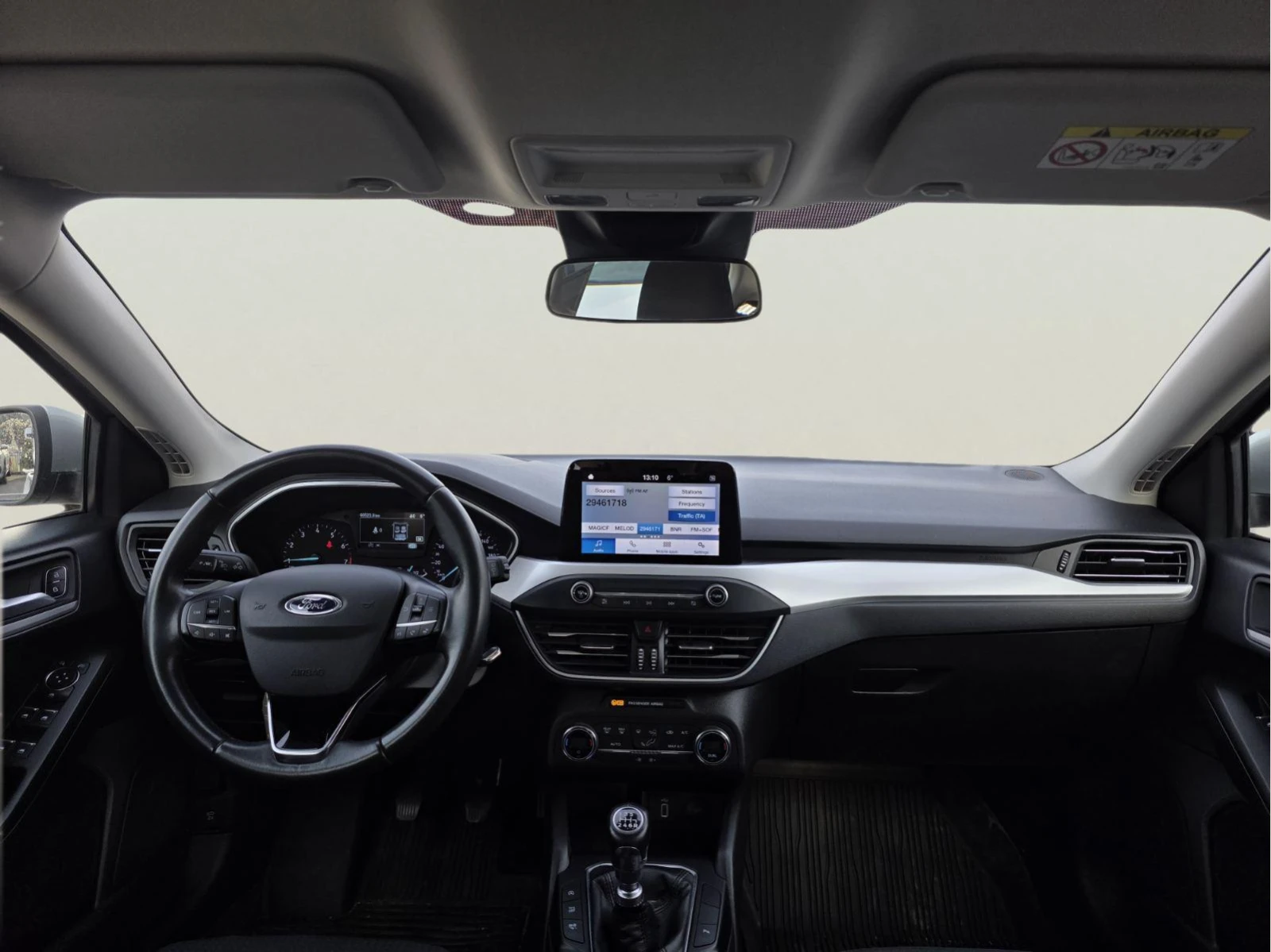 Ford Focus 1.0 EcoBoost, снимка 11 - Автомобили и джипове - 54108394