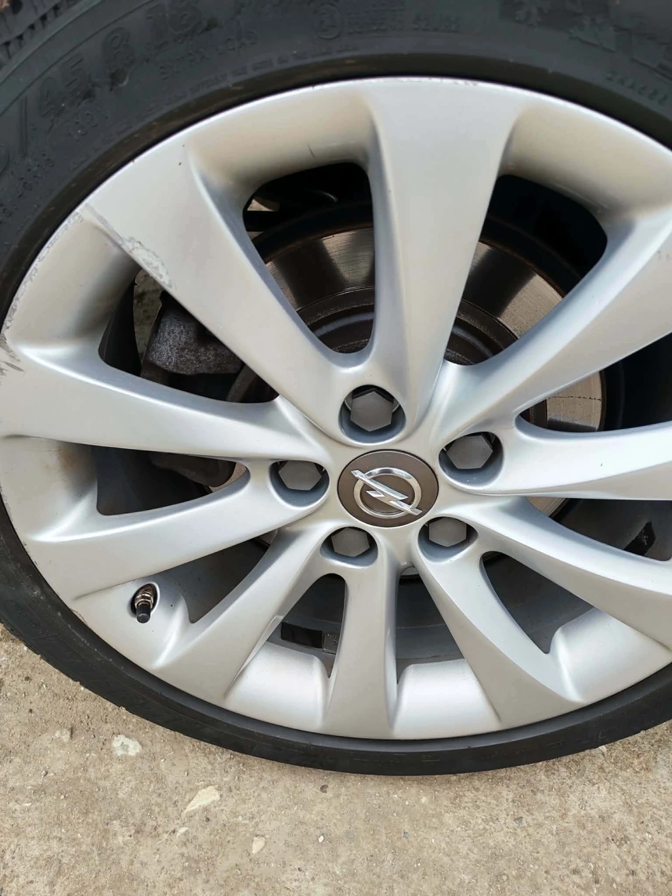 Opel Insignia 2.0 eco flex, снимка 8 - Автомобили и джипове - 54112232