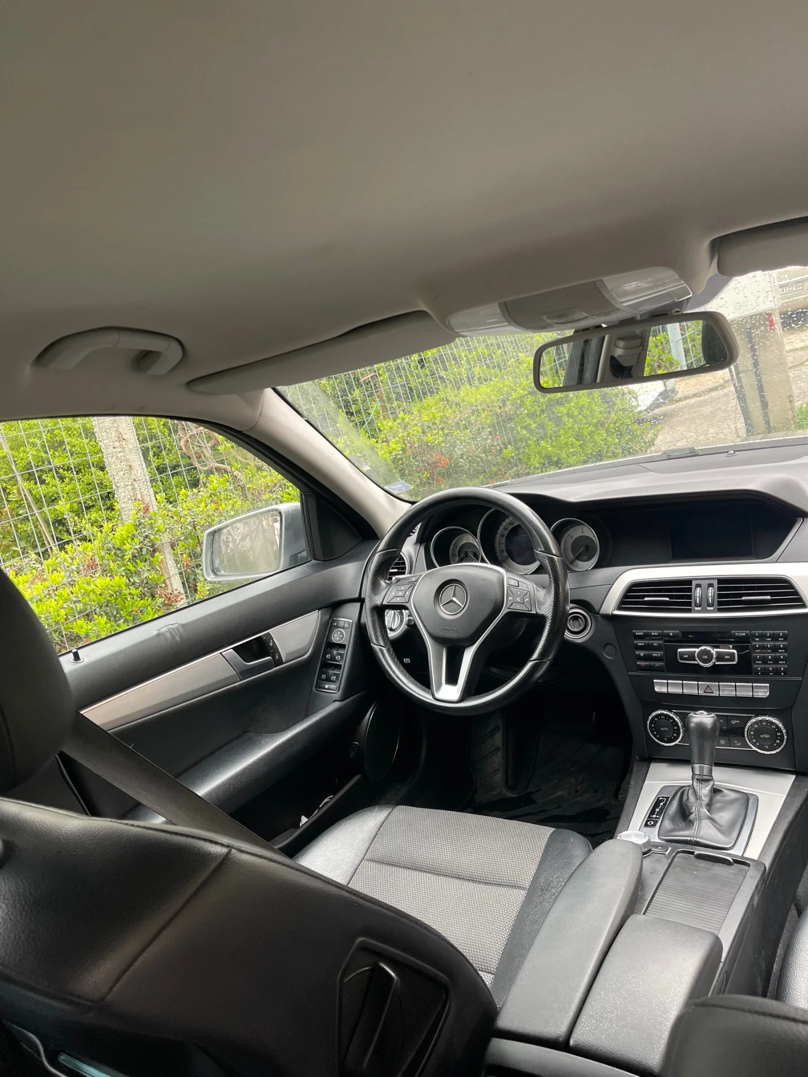 Mercedes-Benz C 220 ОТЛИЧНО СЪСТОЯНИЕ, снимка 5 - Автомобили и джипове - 54117087