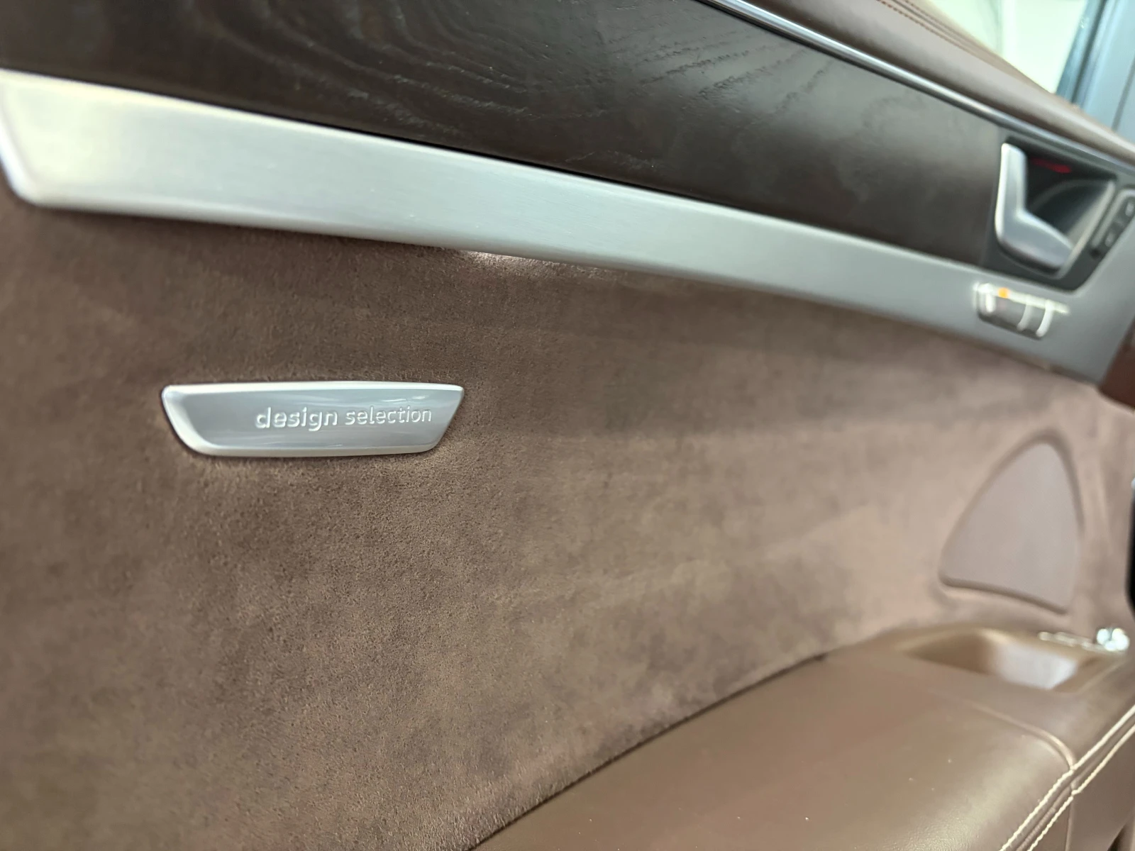 Audi A8 V8 4.2 TDI | Matrix | HUD | Massage | Air, снимка 16 - Автомобили и джипове - 54204750