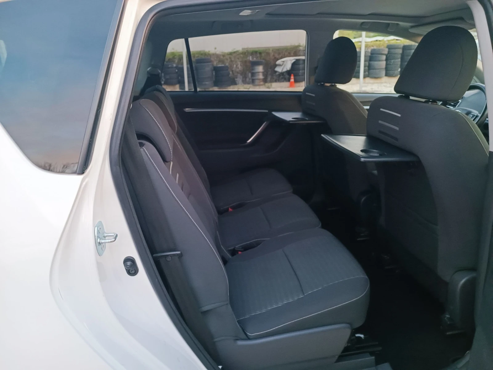Toyota Verso 1.8i-147kc-���������-�����-6��-7�-NAVI | Mobile.bg � ����������� 11
