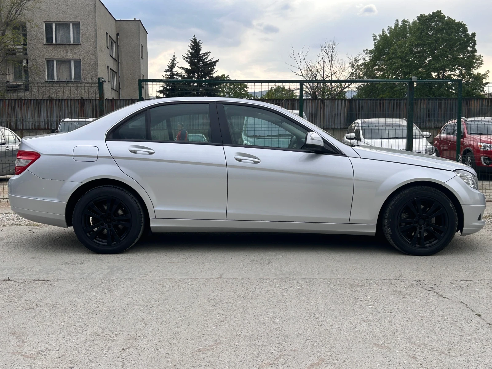 Mercedes-Benz C 200, снимка 7 - Автомобили и джипове - 54360474