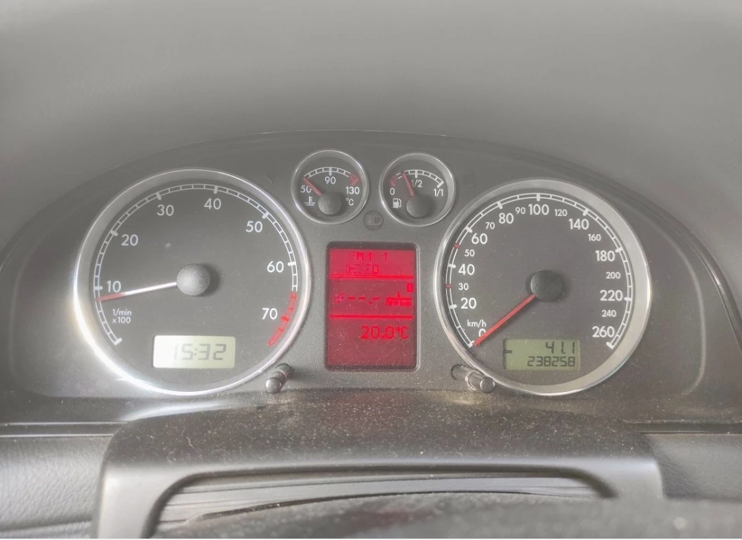 VW Passat 1.8T B5.5 ГИ , снимка 7 - Автомобили и джипове - 54389019