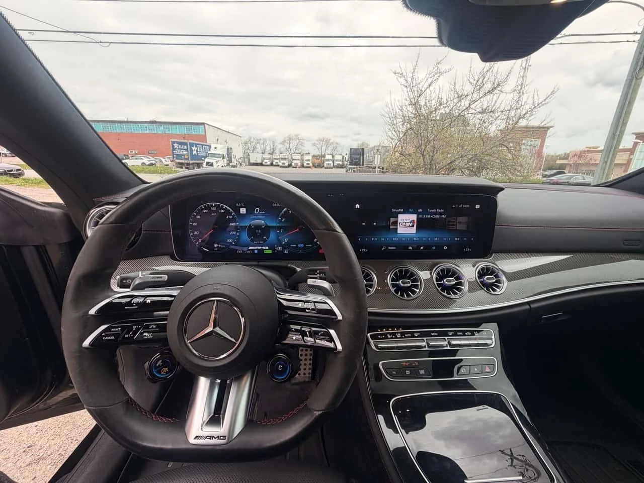 Mercedes-Benz E 53 AMG ДИСТРОНИК * ОБДУХВАНЕ * 360 * BURMESTER, снимка 9 - Автомобили и джипове - 54393554
